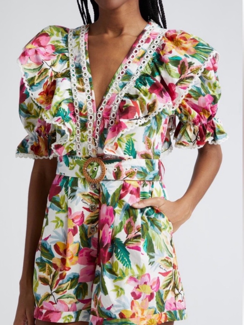 Farm Rio Painted Flowers Off-White Floral Romper Lace Trim Size M - Worn Once